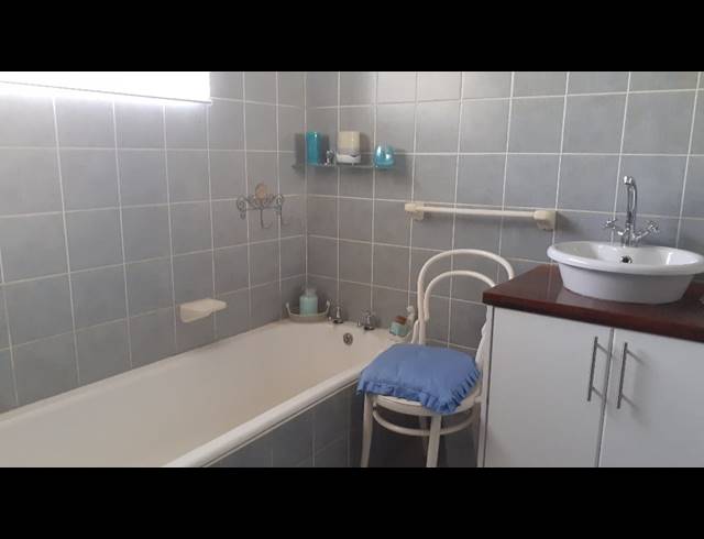 4 BEDROOM HOUSE FOR SALE IN FAIRBRIDGE HEIGHTS